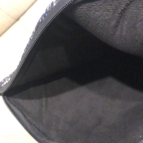 Marc by Marc Jacobs multi color computer sleeve 13 1/2” excellent condition - Picture 5 of 5